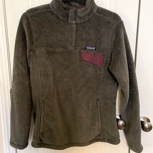 Women’s Size Large Patagonia Snap Fleece Pullover